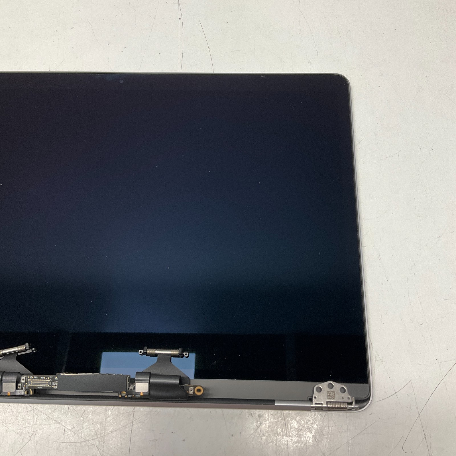 Apple MacBook Pro 13″ A2251 LCD Screen Assembly Space Gray OEM