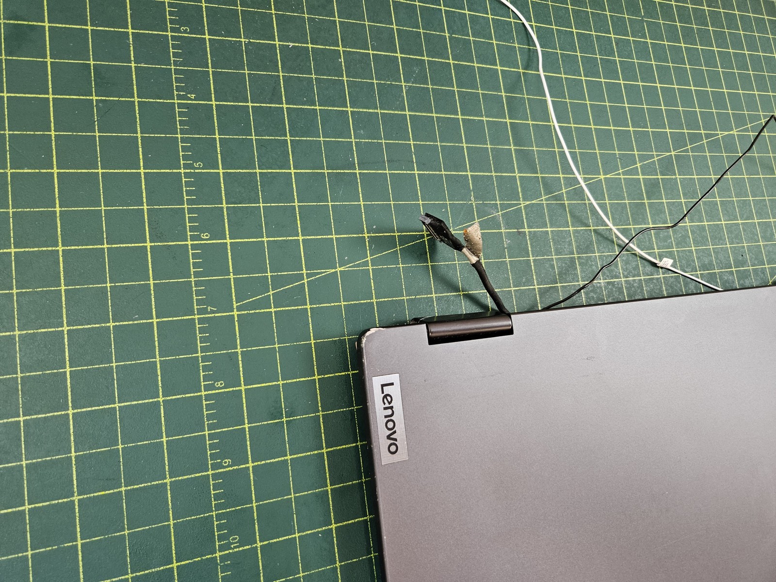 Lenovo Yoga 7 2-in-1 14IML9 14″ FHD Touch LCD Screen Complete Assembly #e262