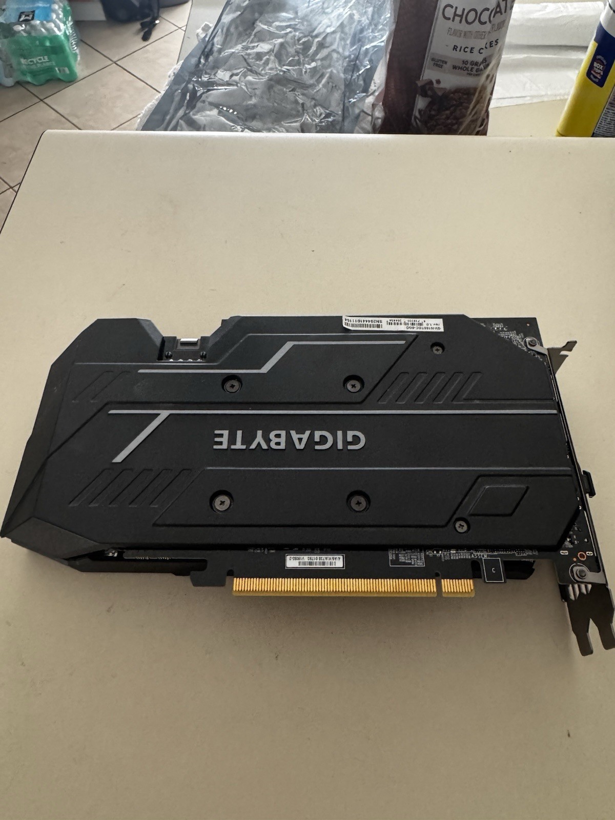 Gigabyte GeForce GTX 1660 , no hyper extensive usage , LU
