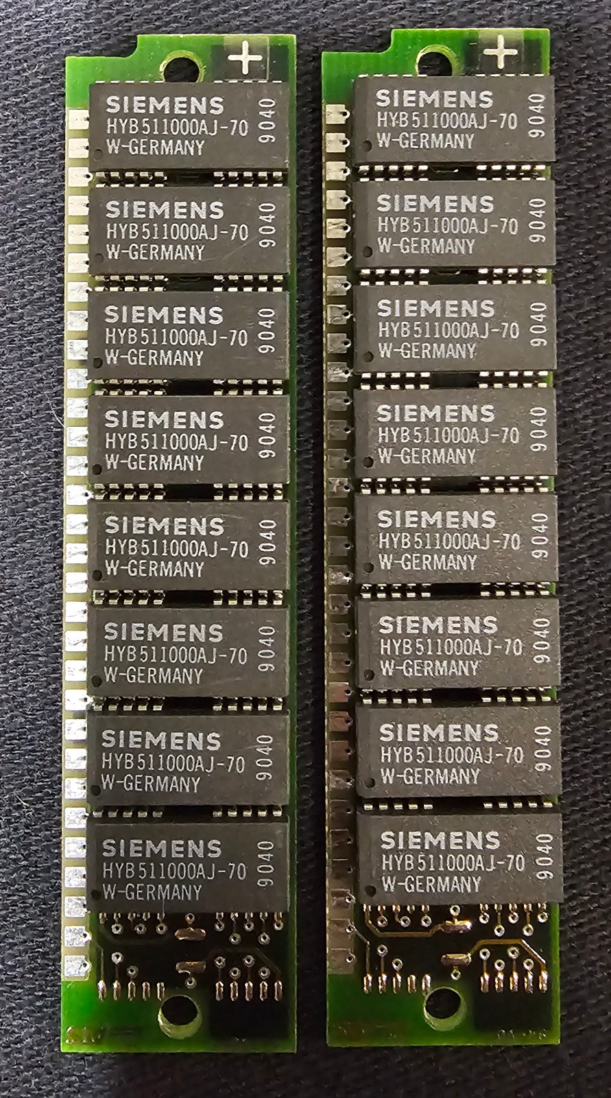 Lot of 25 30-Pin SIMM 2 & 8 Chip – 1MB – Toshiba Siemens Mitsubishi