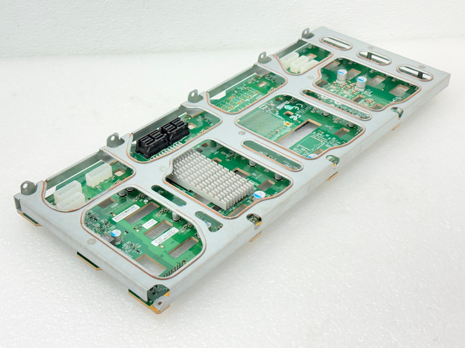 Supermicro BPN-SAS3-846EL1 4U 24-Bay 12Gbps SAS3/SATA3 Single Expander Backplane