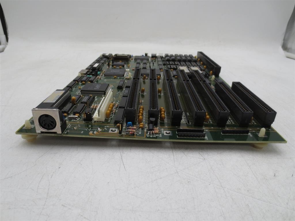 CHIPS/AMI/Intel 386SX Baby AT Motherboard 1MB RAM w/ Super VGA 6400 Video Card