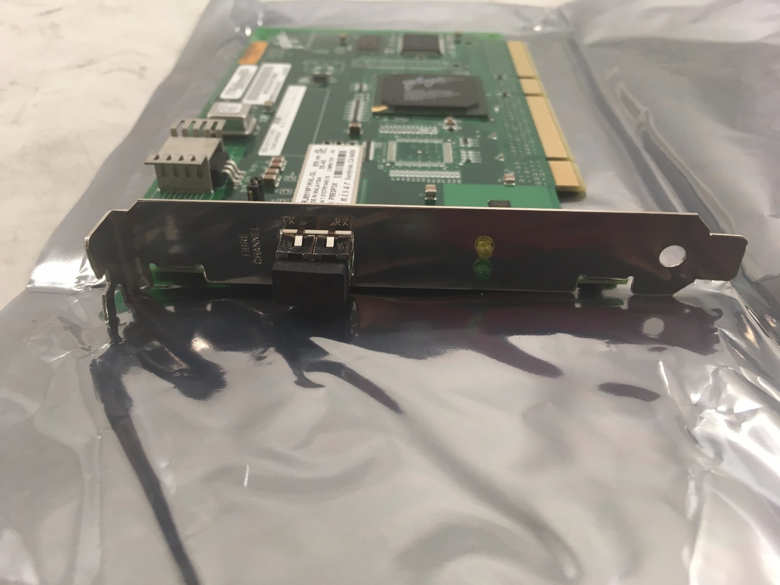 QLOGIC DELL FTRJ8519F1KNL-QL 820-2017012-903 Fiber Channel 2 PCI Card