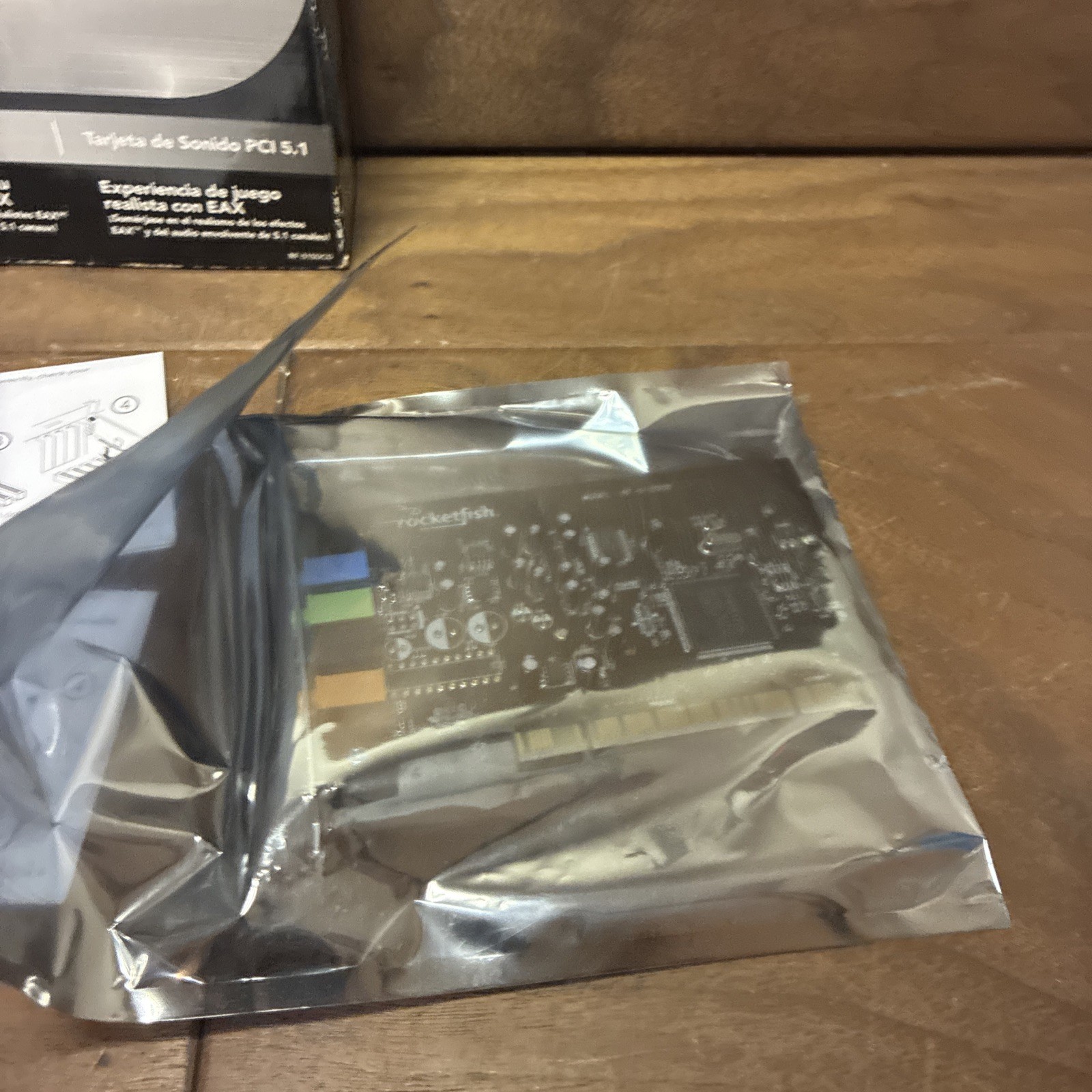 Rocketfish RF-51SDCD Creative Labs 5.1 24bit PCI Sound Card with Optical Out
