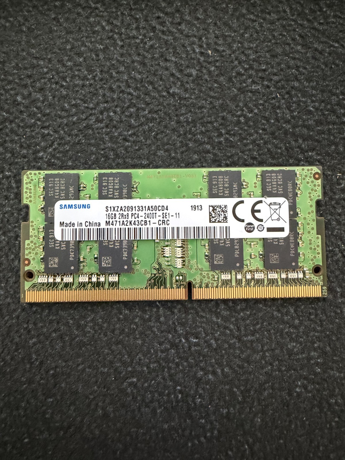 Samsung 16GB 2RX8 PC4-2400T SODIMM Laptop RAM Memory M471A2K43CB1-CRC