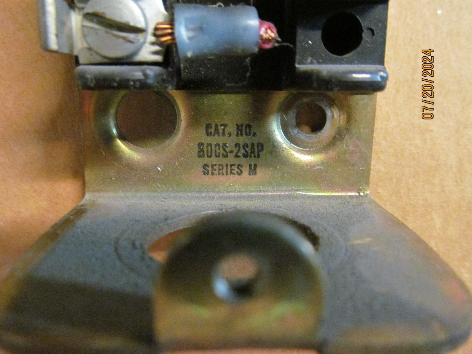 ALLEN BRADLEY 800S-2SAP SER M PUSH BUTTON ENCLOSURE (SEE DESCRIPTION)