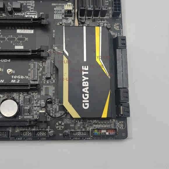 FOR GIGABYTE GA-X99-UD4 DDR4*8 LGA 2011-V3 128GB ATX Motherboard Test OK