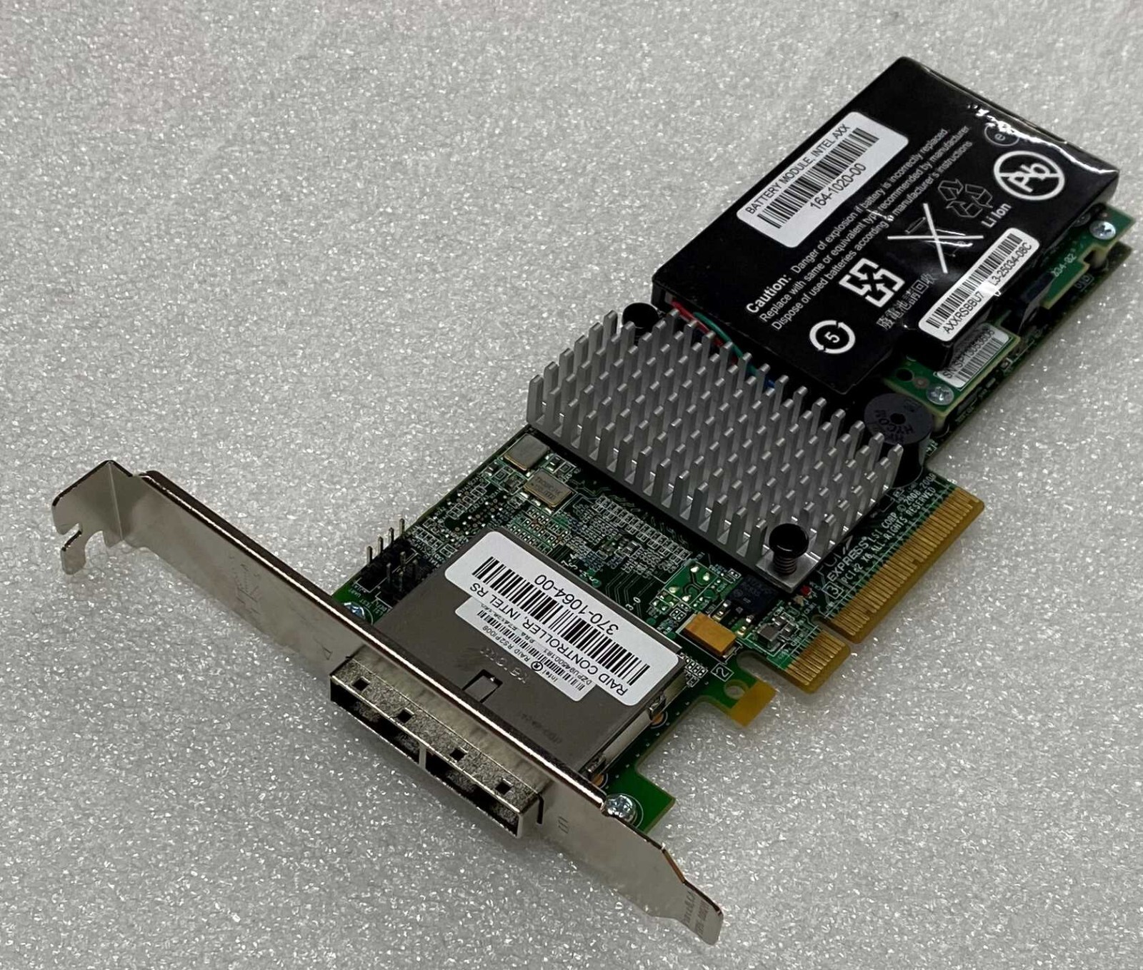 Intel RS2PI008 L3-25152-50B SAS Low and High Bracket Raid Card w/Battery