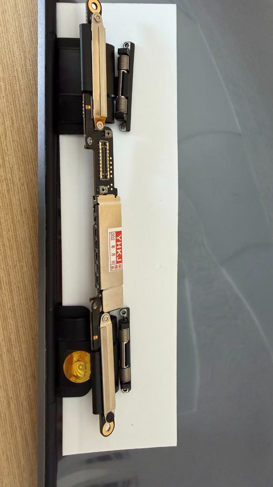 Apple MacBook Pro 13” M1 LCD Screen – A2338 – Gray / Silver