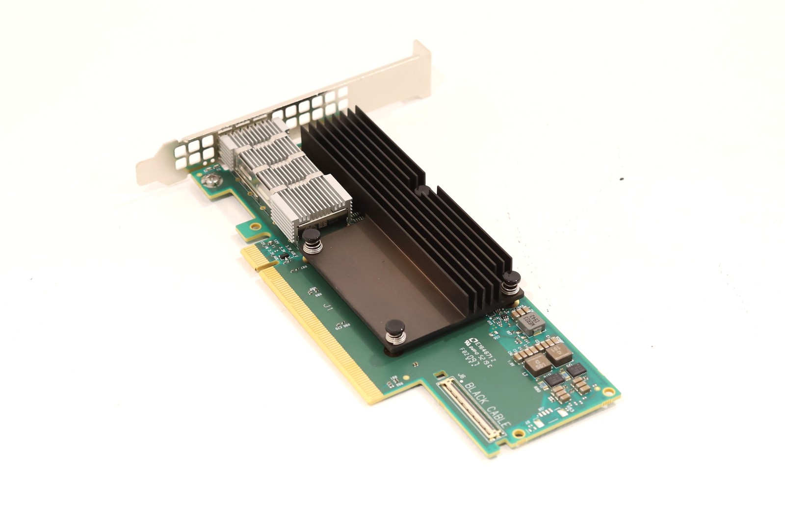 Mellanox CX653105A Single-Port 200GbE QSFP+ Network Adapter P/N: MCX653105A-HDAT