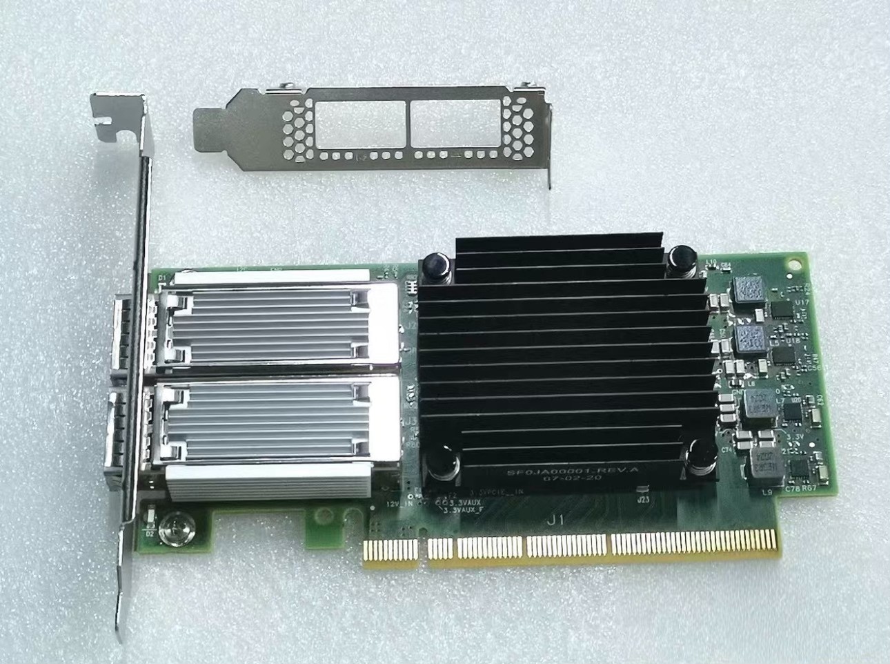MCX556A-ECAT Mellanox ConnectX-5 VPI Adapter Card EDR IB 100GbE Dual-Port QSFP28