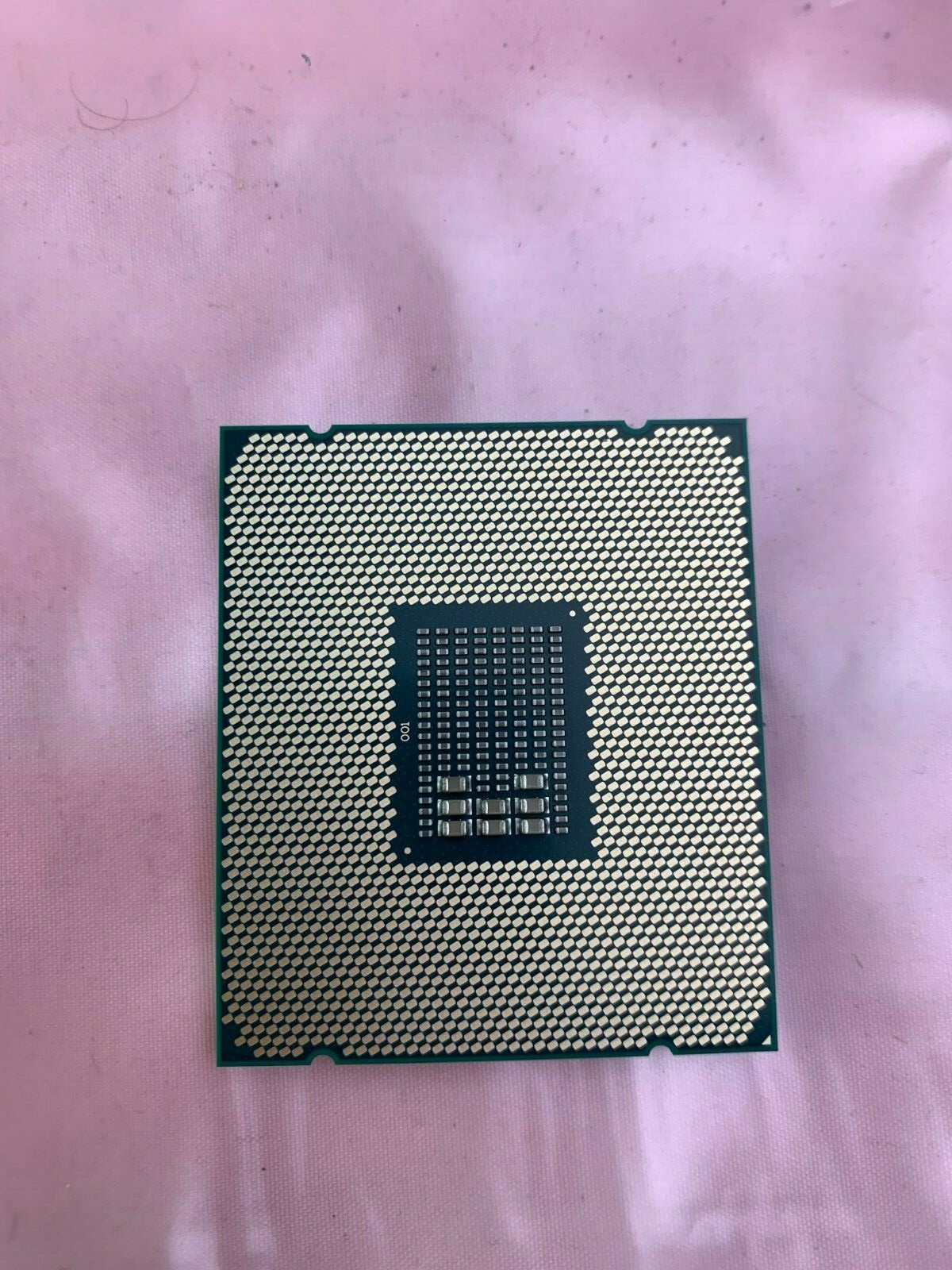 Intel Xeon E5-2630 v4 10-Core 2.20GHz 25Mb 8.0GT/s CPU Processor SR2R7 E5-2630v4