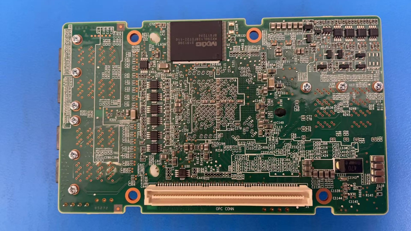 Inventec MR3224 LSI SAS3224 9305-24i OCP HBA Controller 12Gbps IT-Mode 24 port