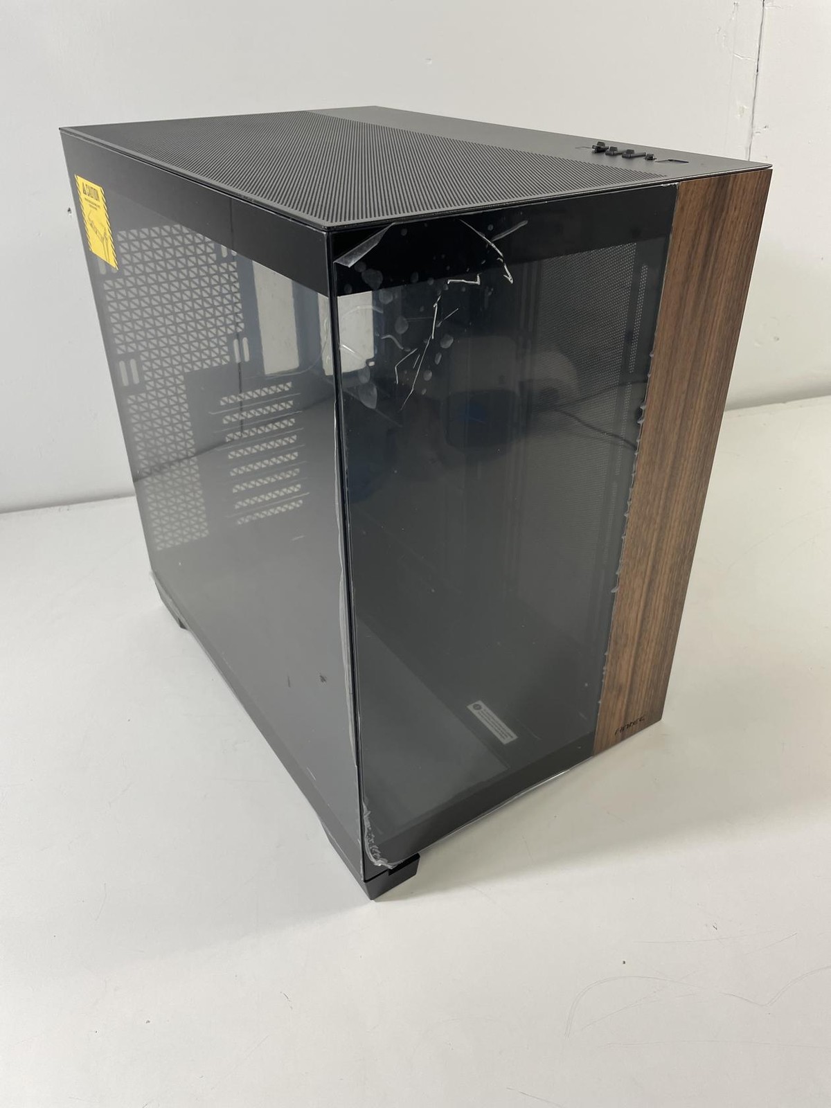 Antec C8 Wood, Fans not Included, Wooden Front Panel, PC Case PC1726929