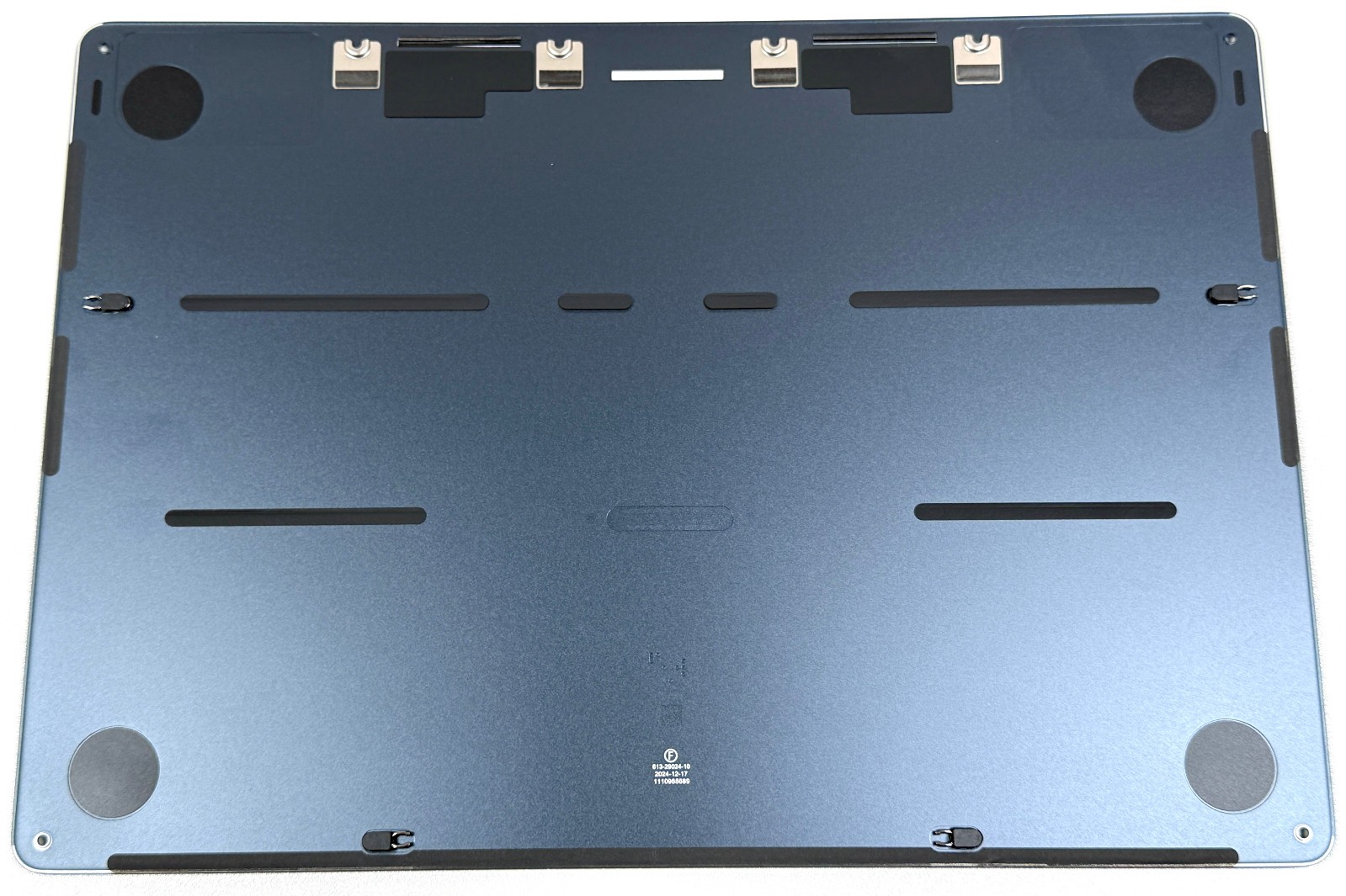 Apple MacBook Air 13″ Midnight M4 2025 A3240 Lower Bottom Case Cover OEM NEW