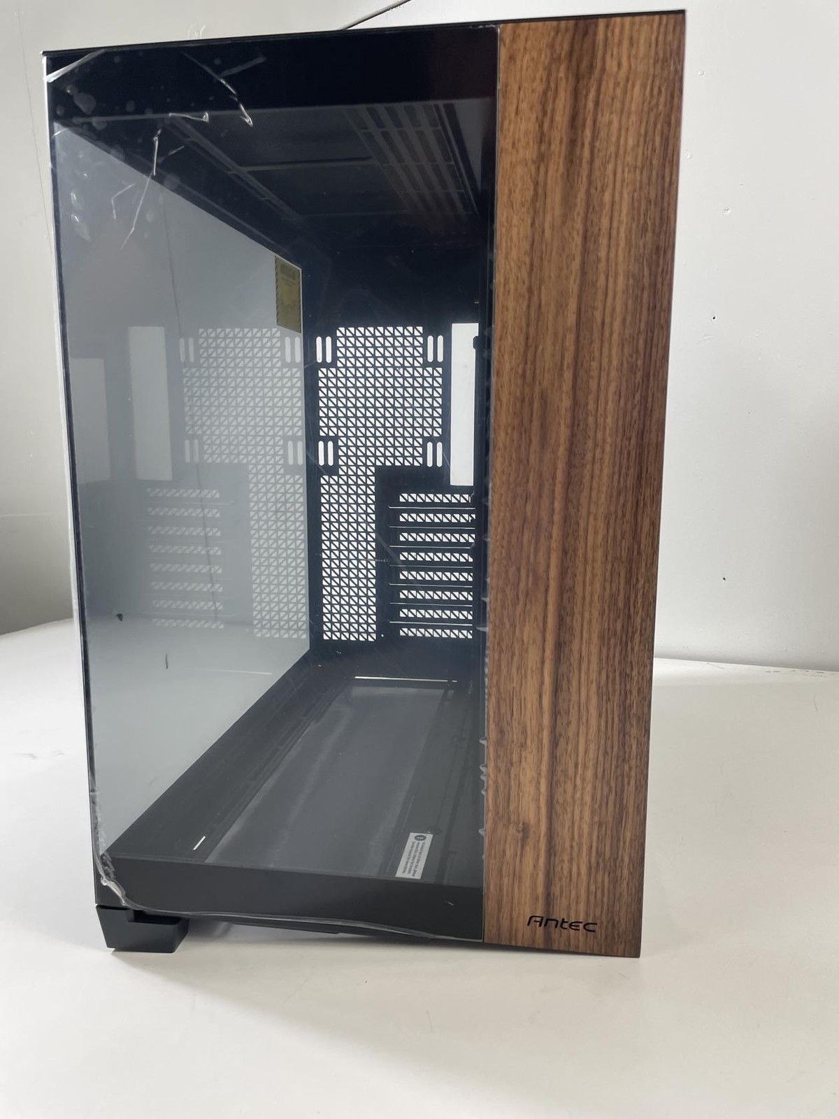 Antec C8 Wood, Fans not Included, Wooden Front Panel, PC Case PC1726929