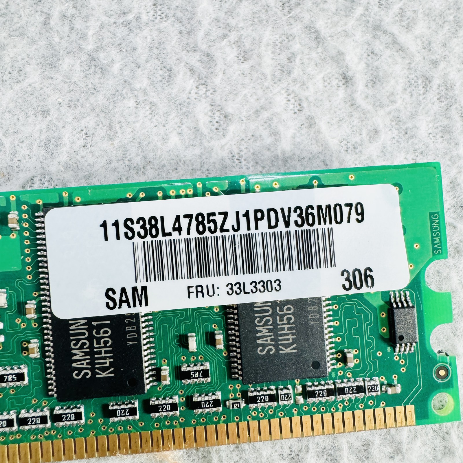 Samsung 128MB PC2100U DDR-266MHz CL2.5 SDRAM Desktop RAM M368L1624DTL-CB0
