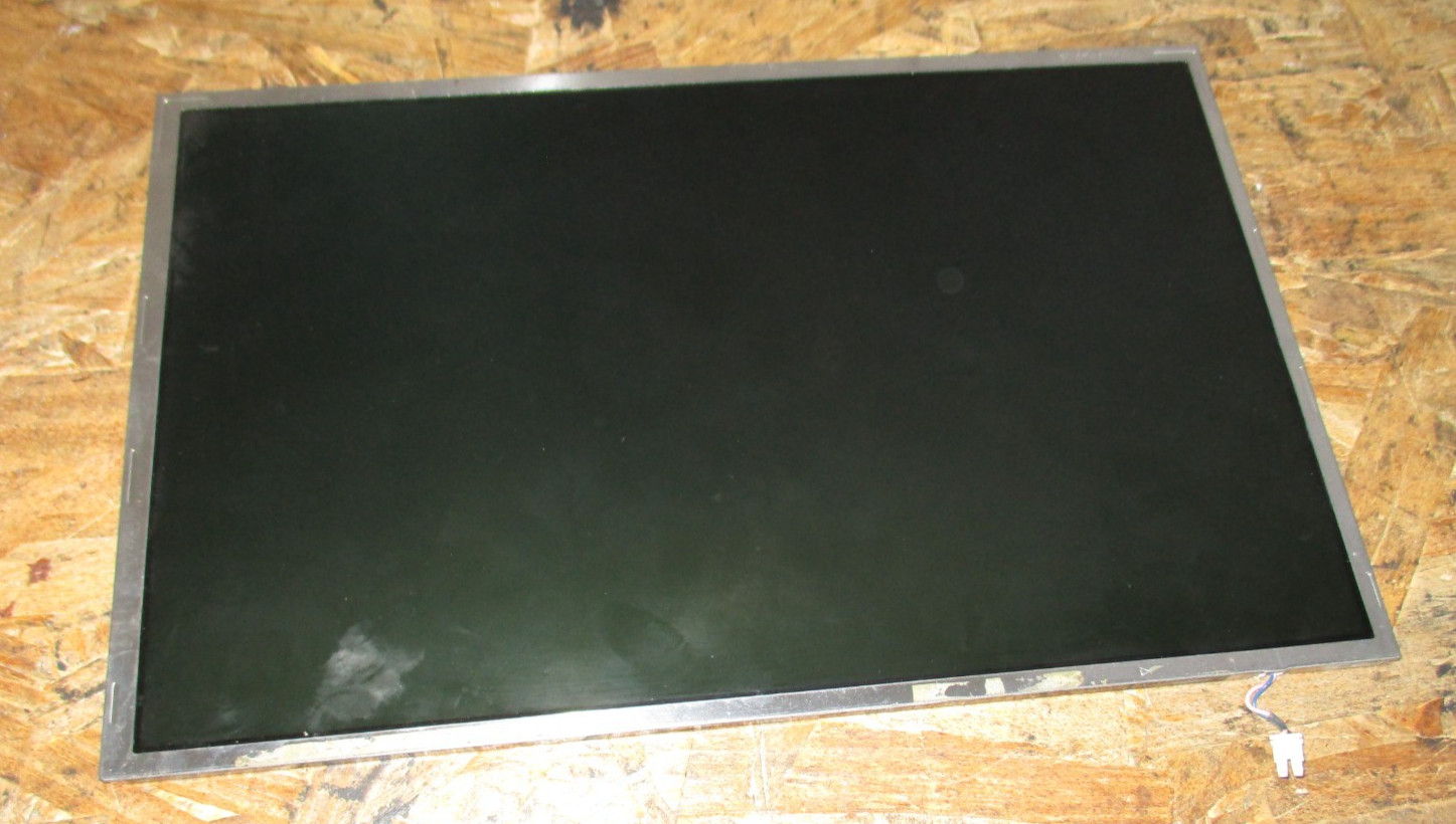 LG Philips 14.1″ Laptop Screen LP141WX1-TLC2 w/30 pin 42T0341