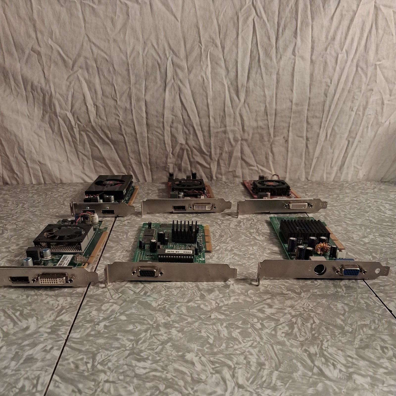 Lot of 6 Assorted Graphics Card video cards Untested Unknown Conditions