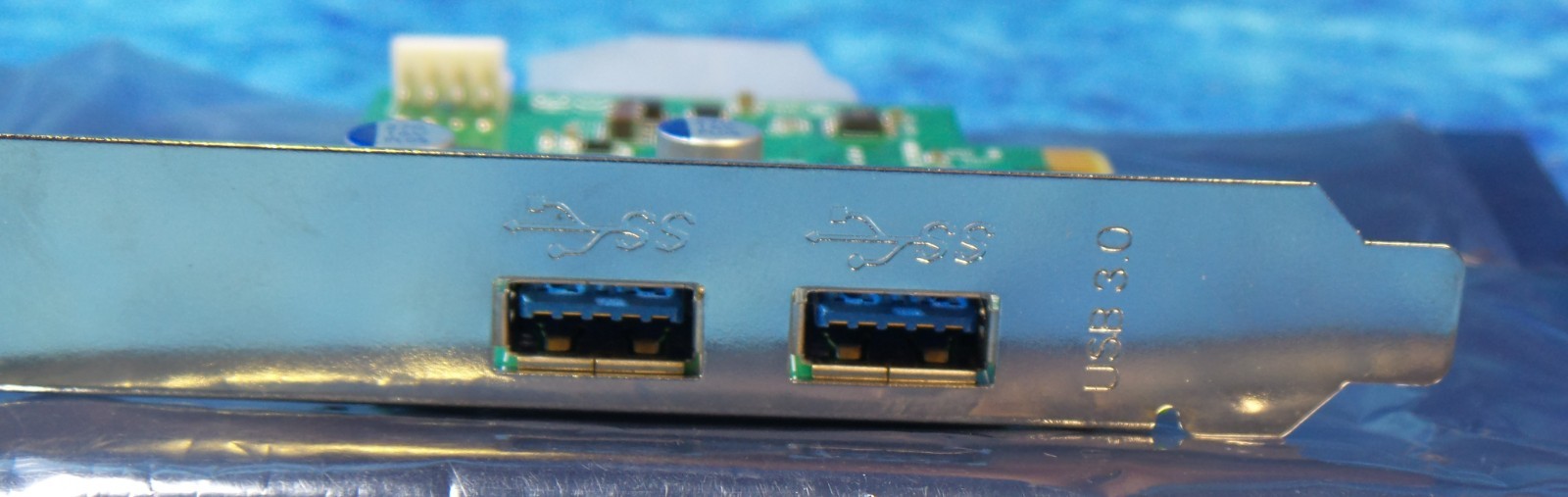 Rocketfish 2-Port USB 3.0 PCI-e Express 1x RF-P2USB3 V1.0 Floppy 4-Pin PWR