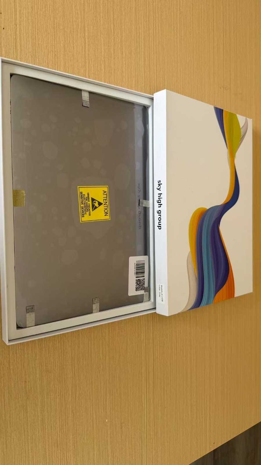 Apple MacBook Pro 13” M1 LCD Screen – A2338 – Gray / Silver