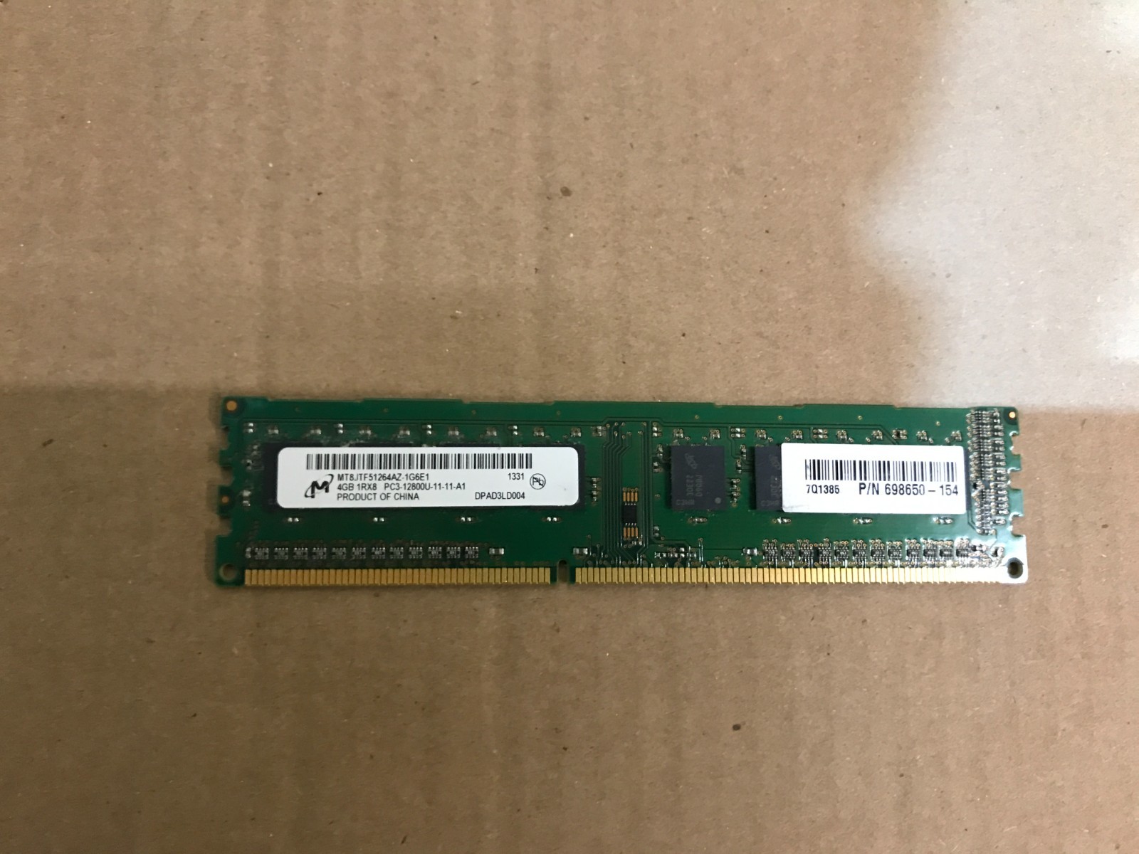 SK hynix 4GB 2Rx8 PC3-12800U-11-11-A1 DDR3 DIMM Desktop Memory MT8JTF51264AZ /
