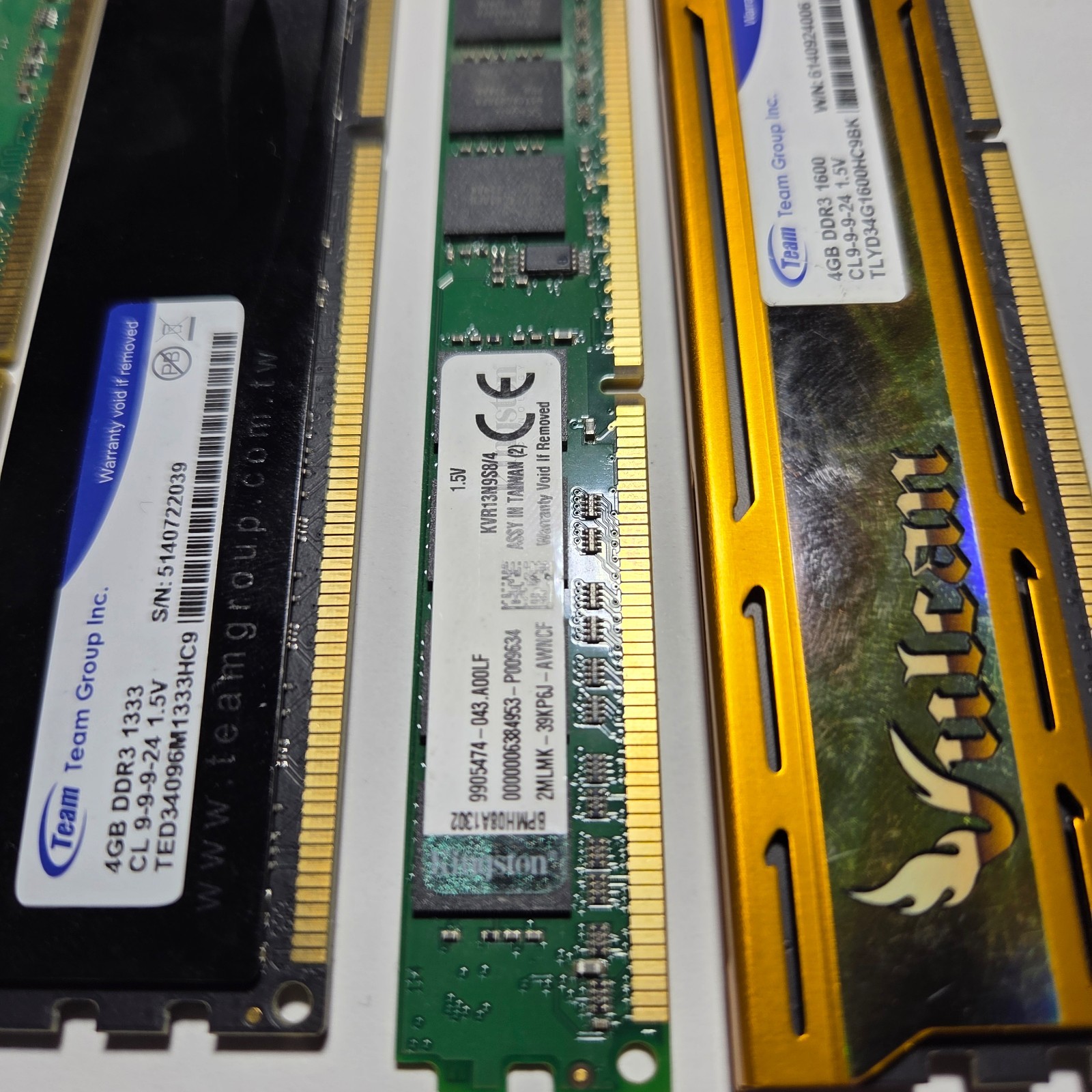 RAM DDR2 DDR3 RAM Lot of 6 Mixed Sticks Memory Modules 1 unknown Laptop RAM