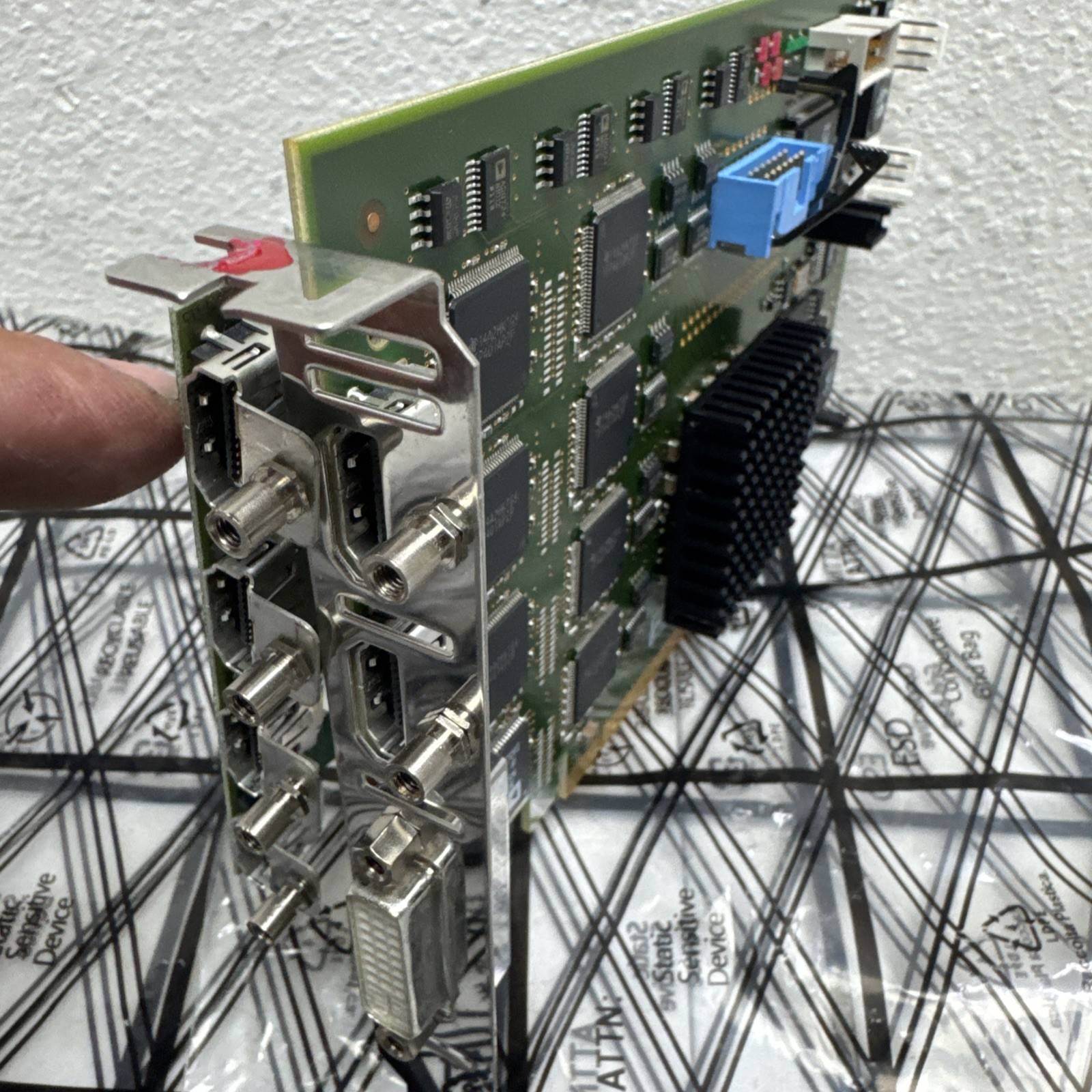 LXCO Technologies AG-Germany MDI -2-A 9Ch MDI-3A-9Ch 001G HDMI PORTS CARD