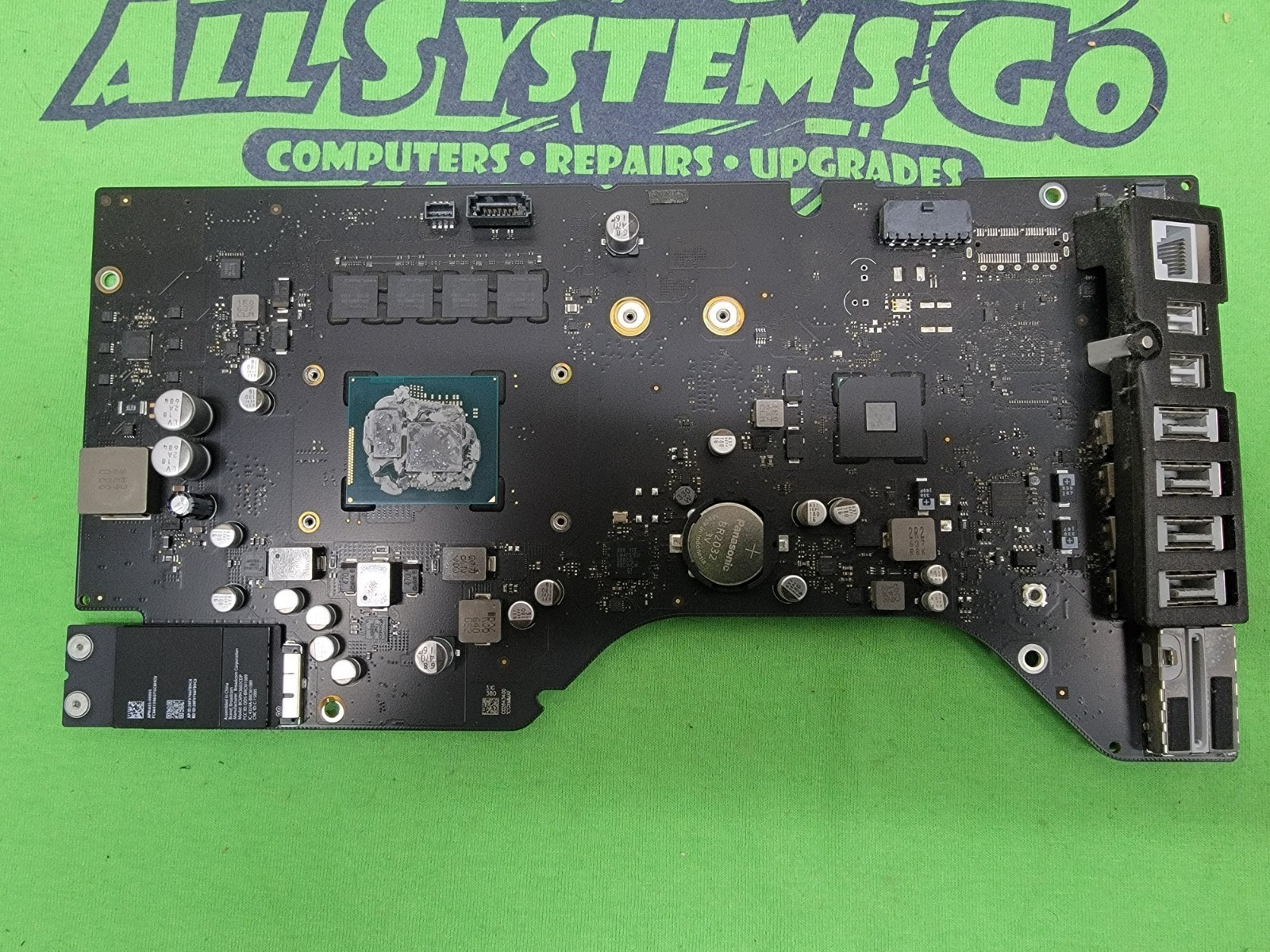 Apple 21.5″ iMac A1418 2015 2.8 GHz i5-5675R Logic Board 820-00431-A