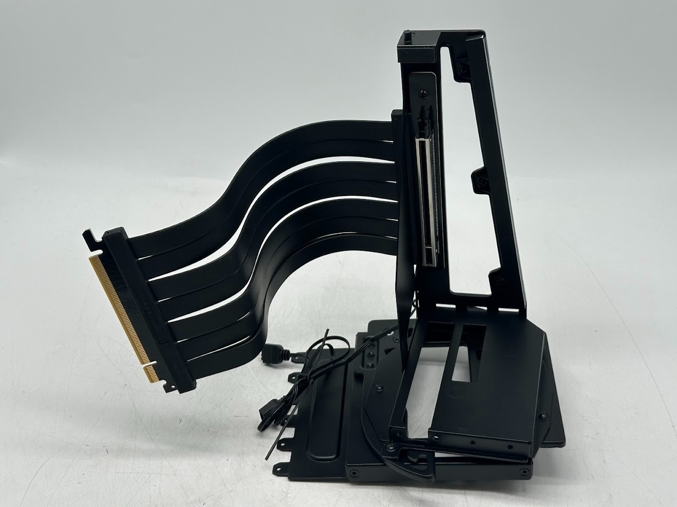 Lian Li Multi-Direction Vertical GPU Bracket (Gen 5) – Black