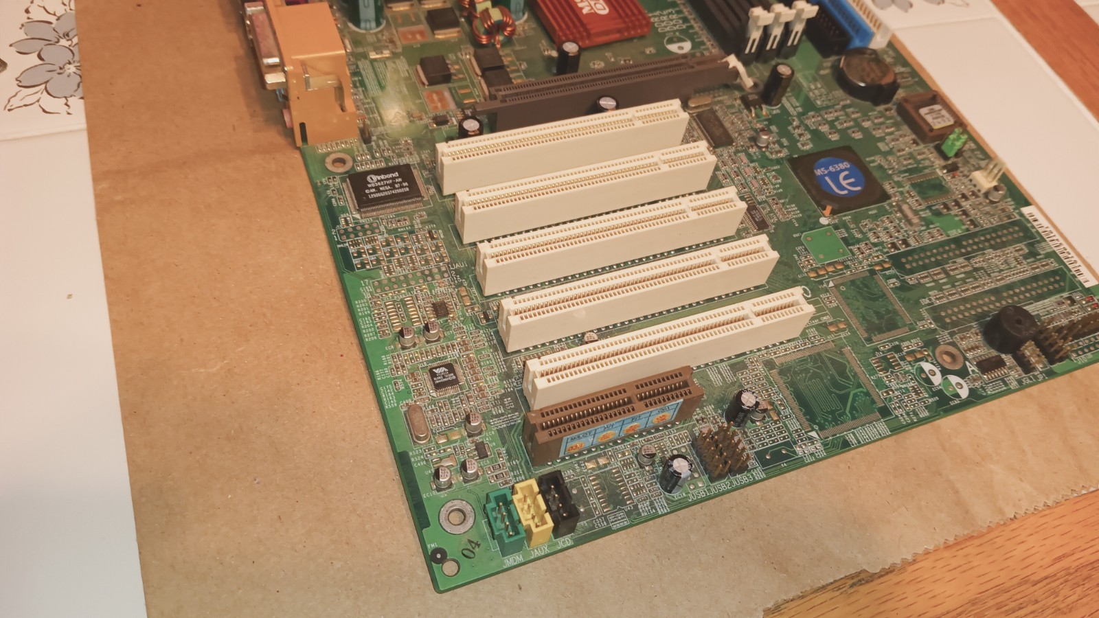 MSI K7T266 Pro Ver 1.0 /MS-6380 LE Socket 462 DDR AGP PCI ATX Motherboard, Works