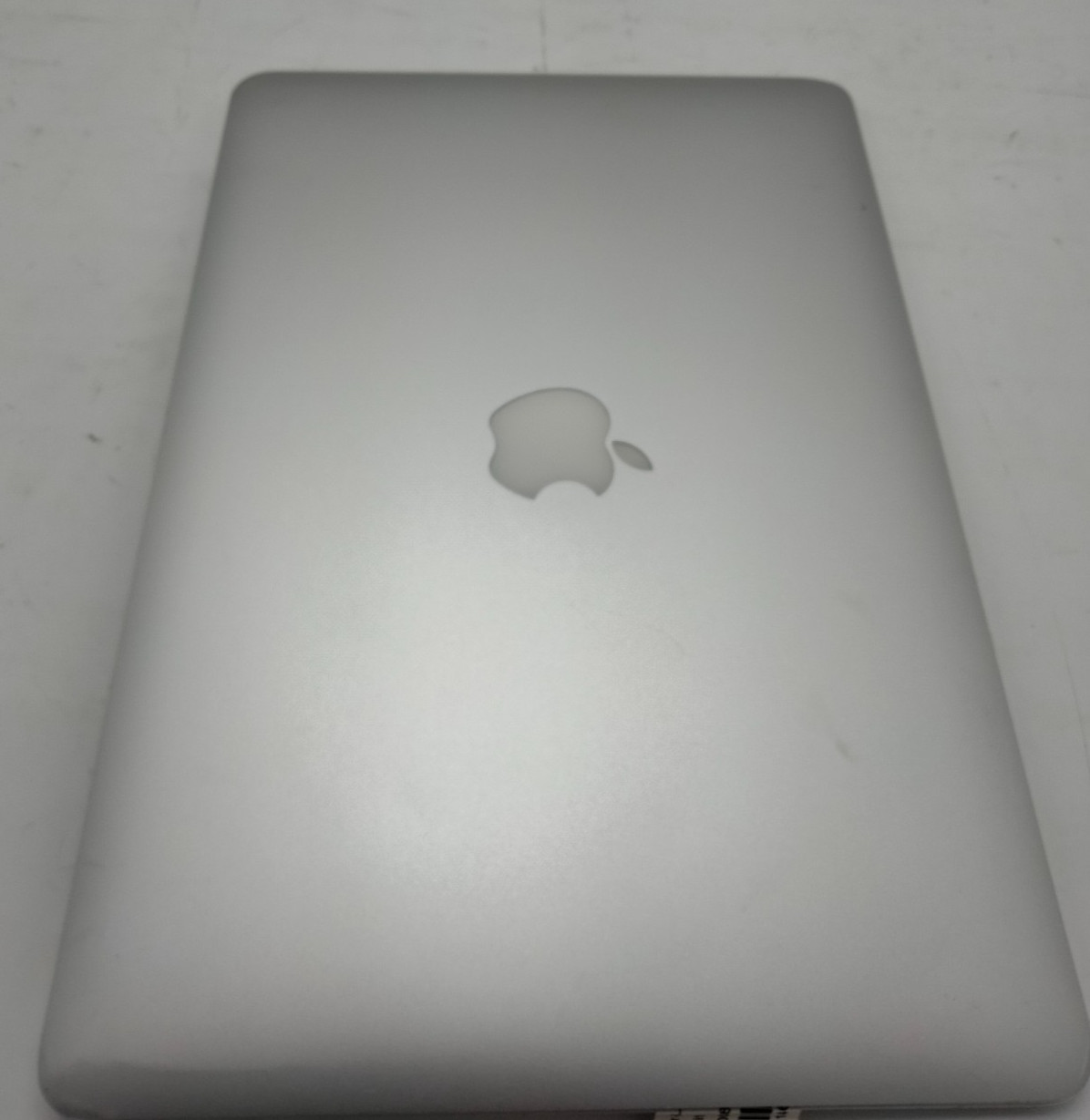 Apple MacBook Air A1466 EMC 3178 LCD Display 13.3″ Screen Display Chassis SILVER