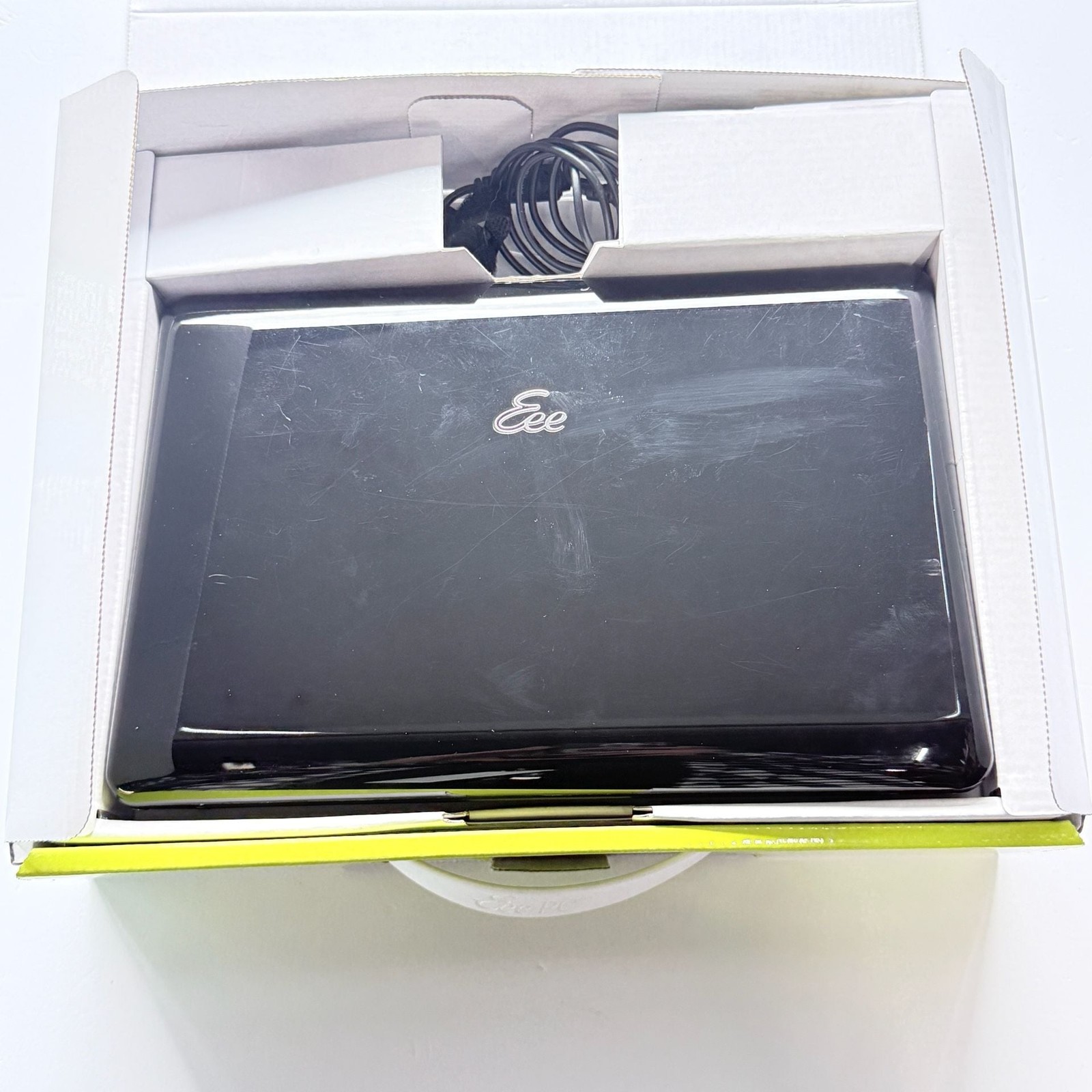 ASUS Eee PC Seashell 1005HA Netbook Black with Original Box