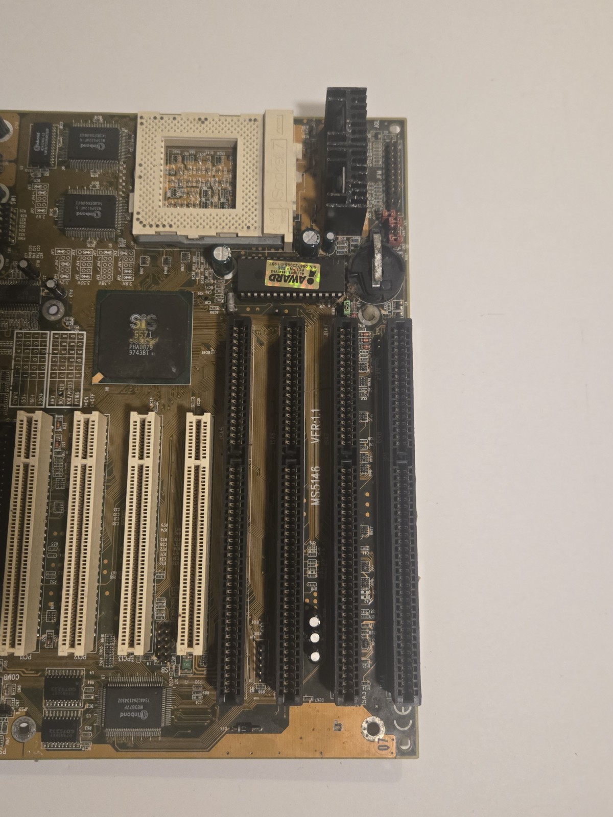 PC Chips M54146 VER 1.1 Socket 7 Motherboard SiS 5571 ISA PCI Pentium MMX AT