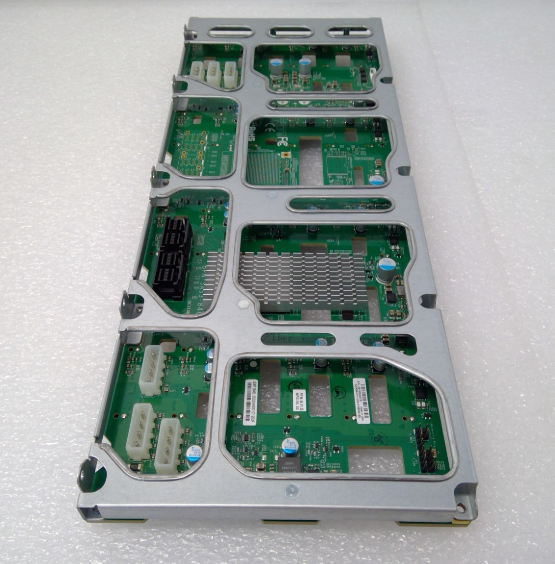 Supermicro BPN-SAS3-846EL1 4U 24-Bay 12Gbps SAS3/SATA3 Single Expander Backplane
