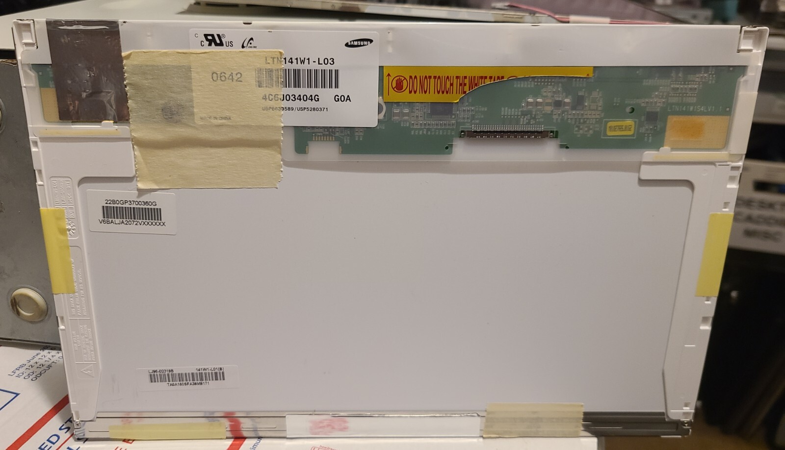 Samsung 14.1″ LCD Screen Panel LTN141W1-L03 LJ96-02319B