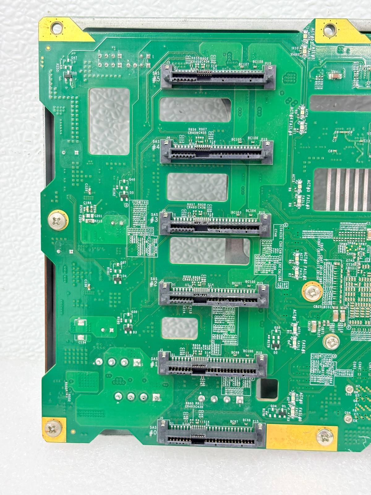 Supermicro BPN-SAS3-846EL1 4U 24-Bay 12Gbps SAS3/SATA3 Single Expander Backplane