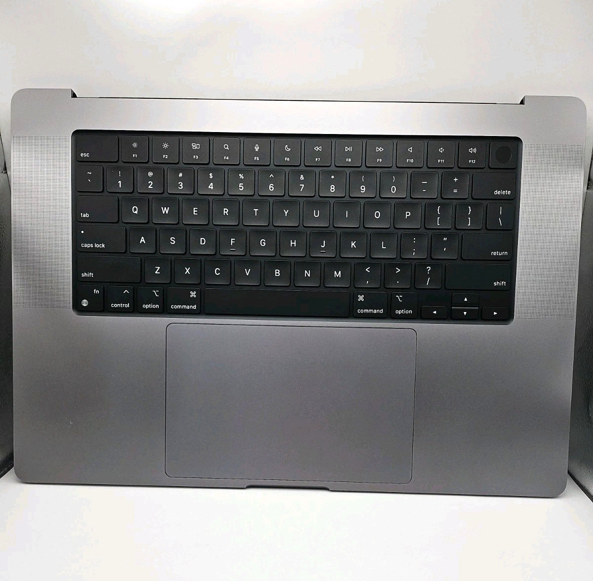 Apple MacBook Pro A2485 Space Gray 16″ Chassis Used Replacement Part