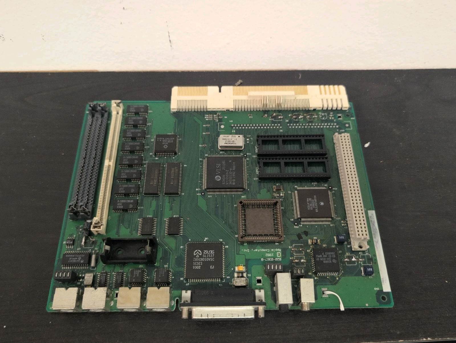 APPLE COLOR CLASSIC MOTHERBOARD AS IS NO EPROM