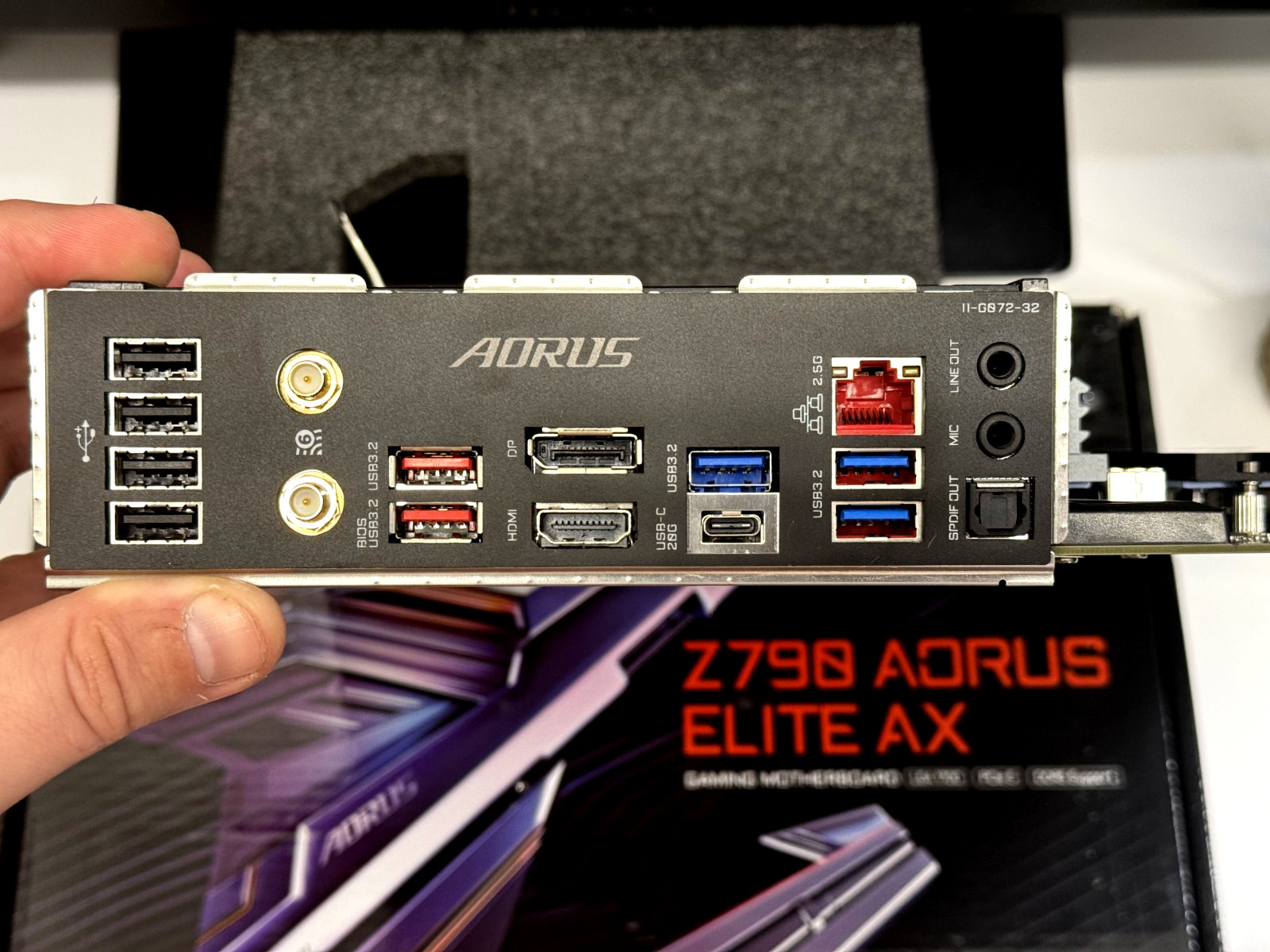 GIGABYTE Z790 AORUS ELITE AX DDR5 LGA1700 WiFi 6E PCIe 5.0 ATX