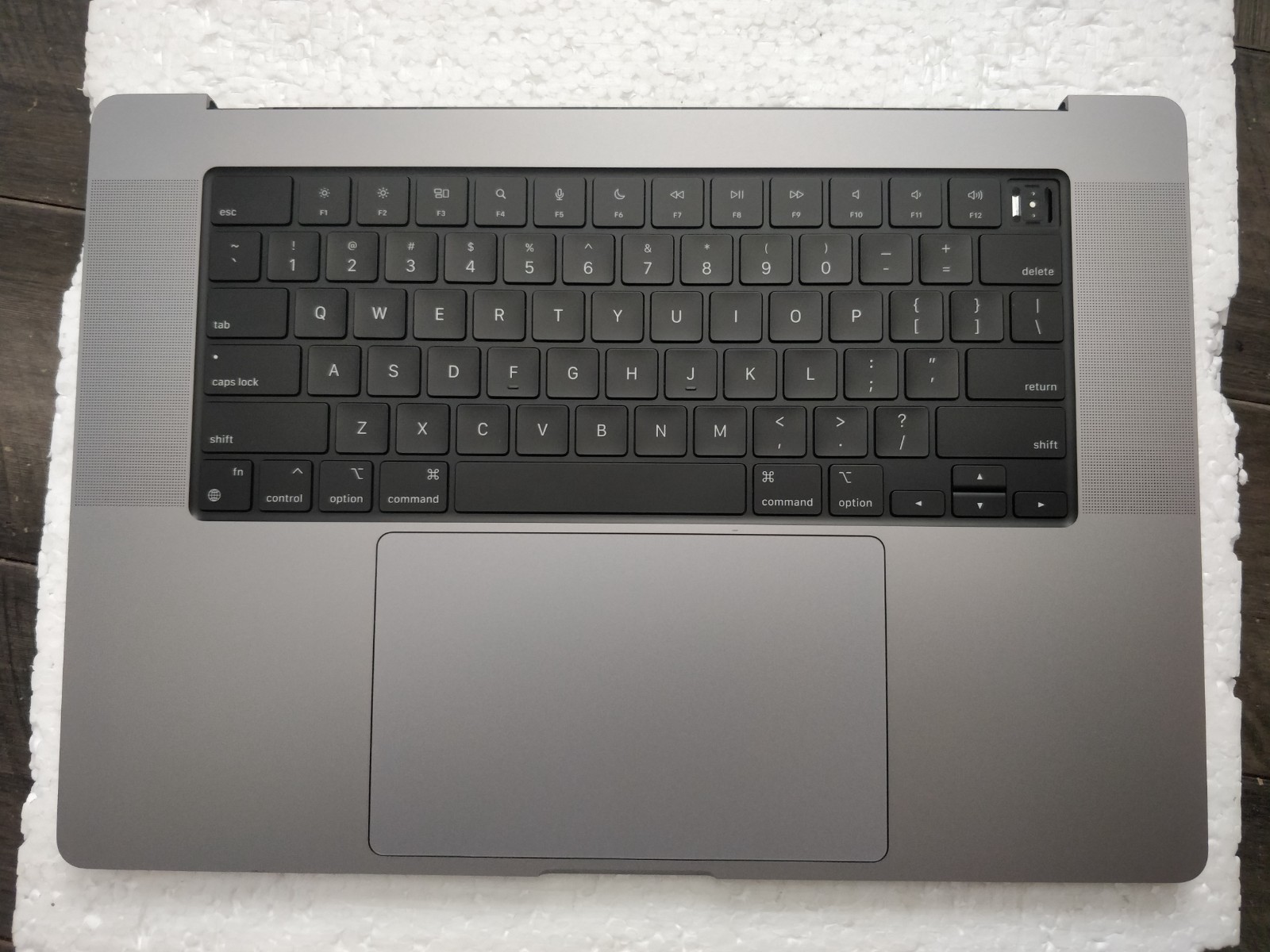 Apple macbook Pro 16 A2485 ,M1 ,2021 Keyboard, Touch pad Assembly, Space Gray