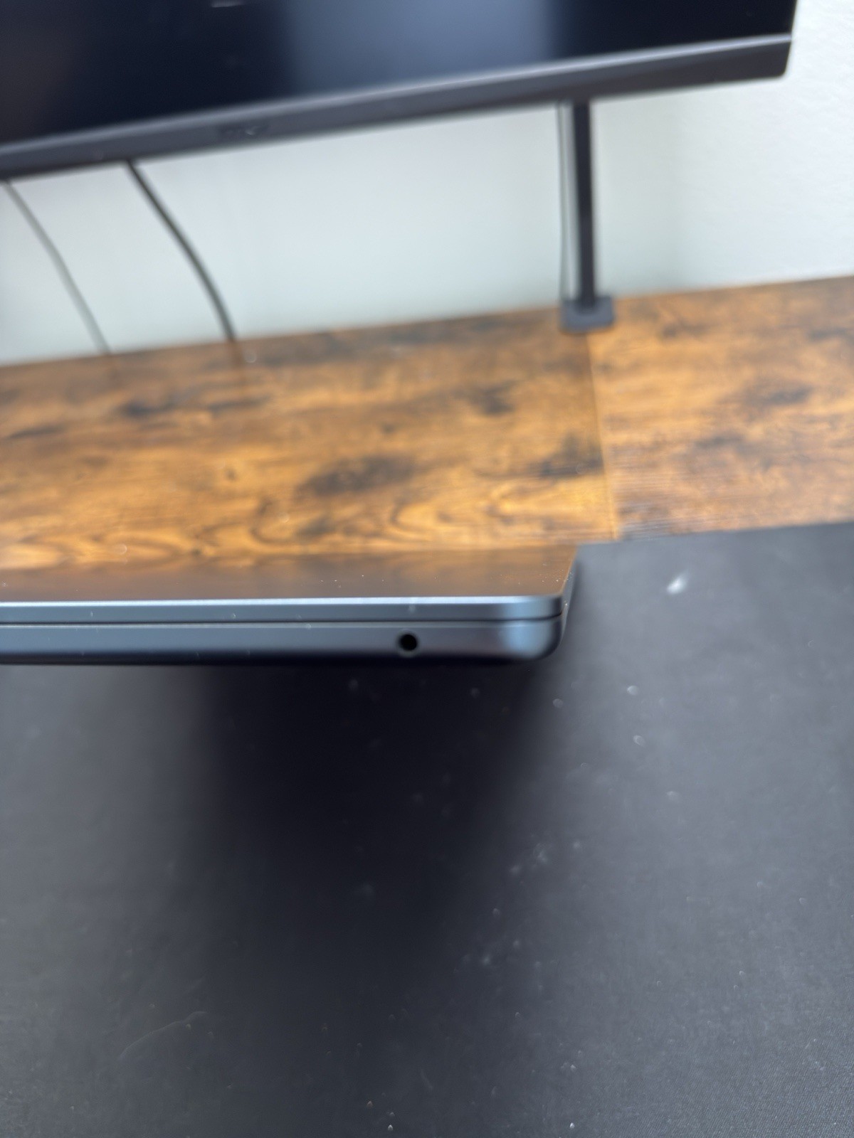 MacBook Air M4 10-Core CPU and 8-Core GPU 13″ 2025 256GB SSD A3240 For Part Only