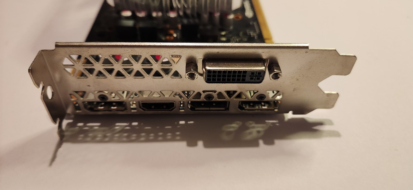 HP OEM NVIDIA GeForce GTX 960 2GB GDDR5 PCI Express Graphics Card