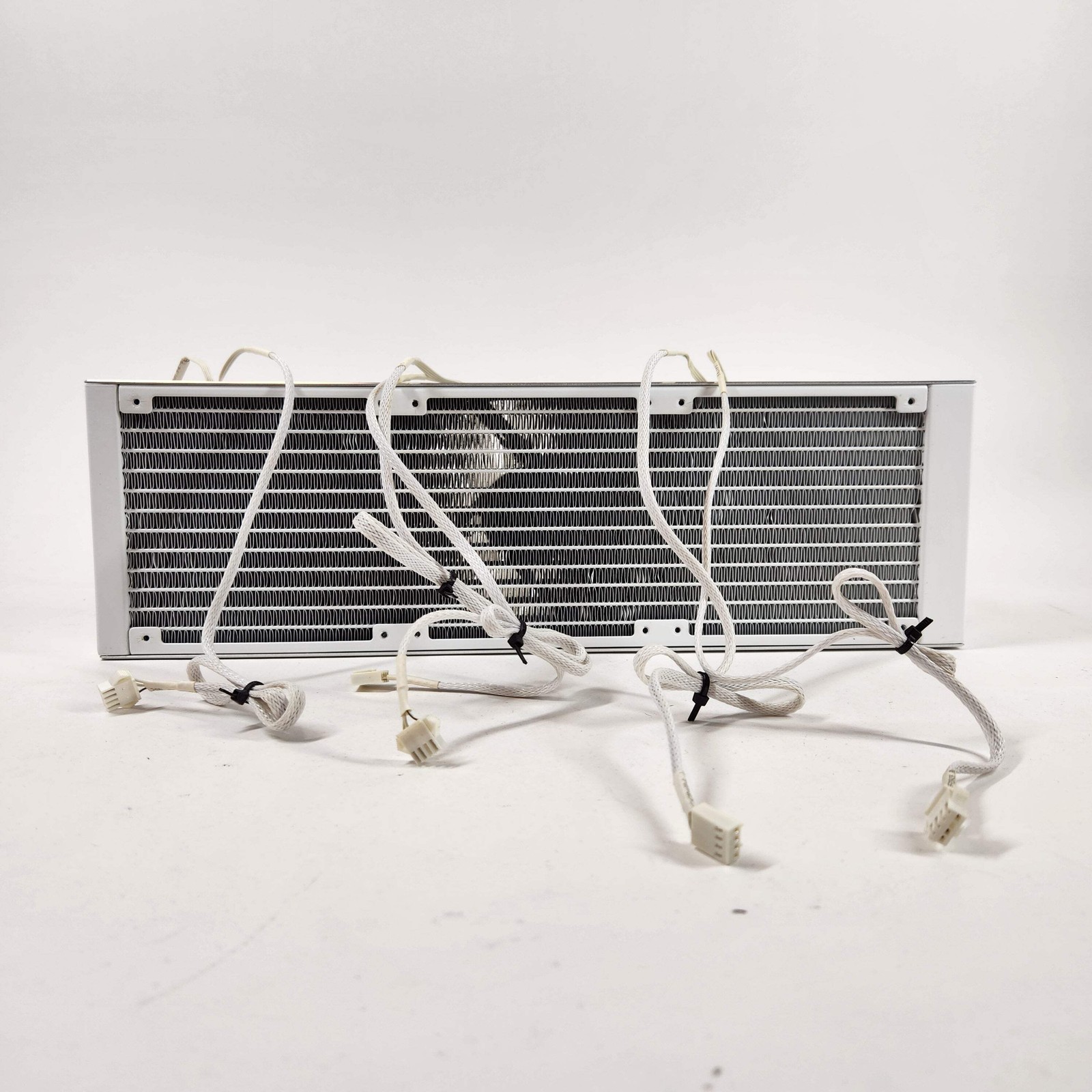Lian Li Galahad AIO 360 White CPU COOLER For PC