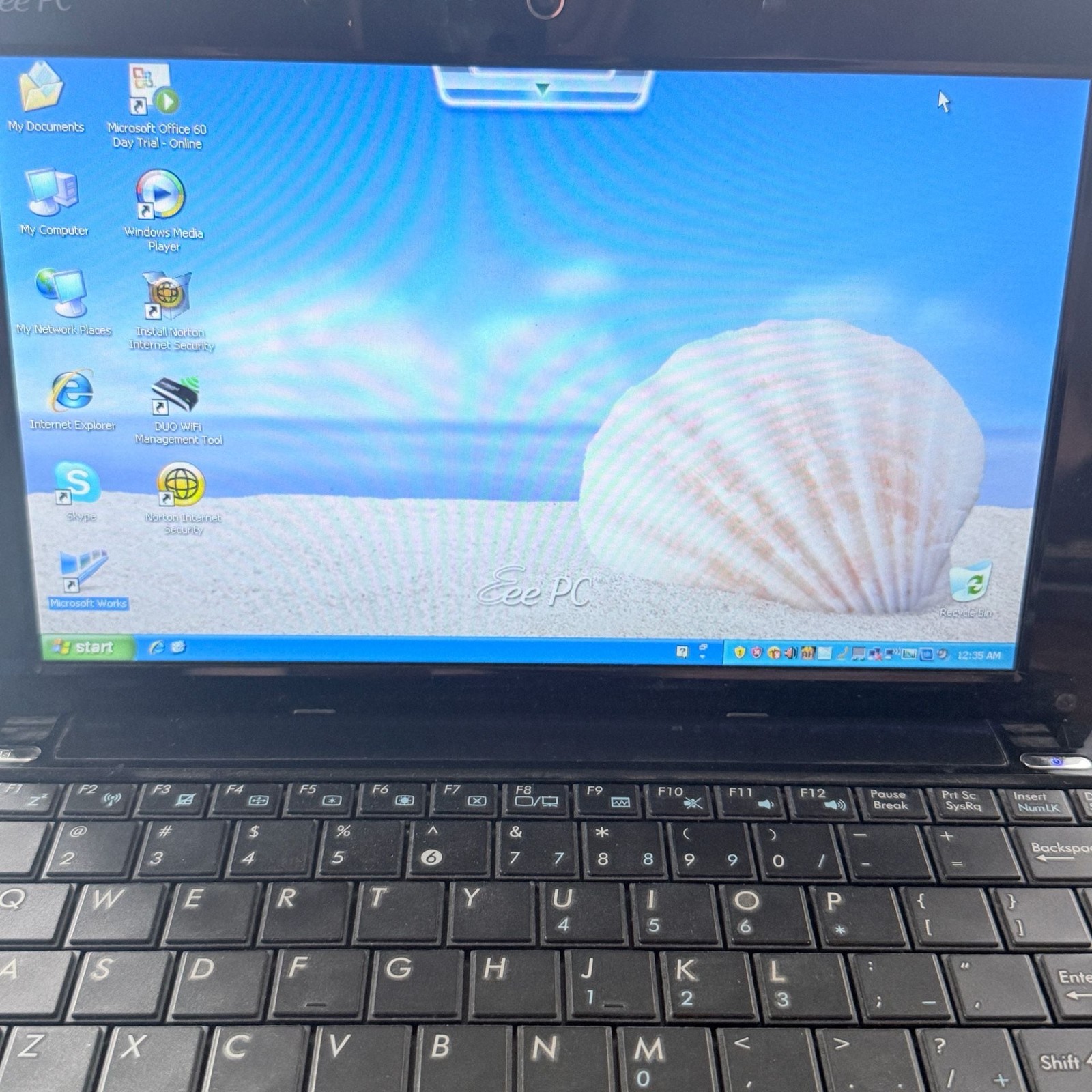ASUS Eee PC Seashell 1005HA Netbook Black with Original Box