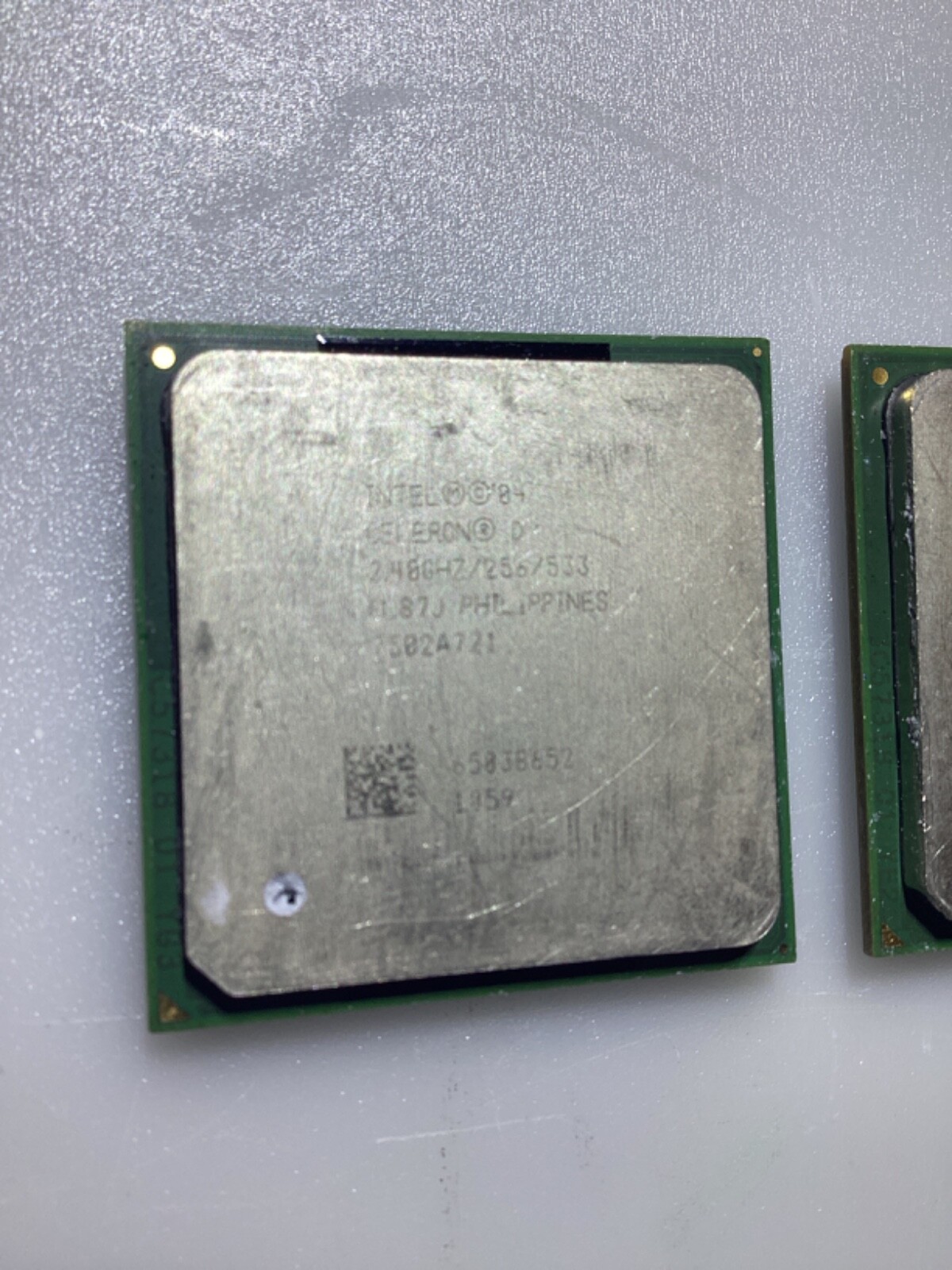 LOT OF NINE ASSORTED CPU PROCESSOR CHIPS INTEL, AMD, PREOWNED, CONDITION UNKNOWN