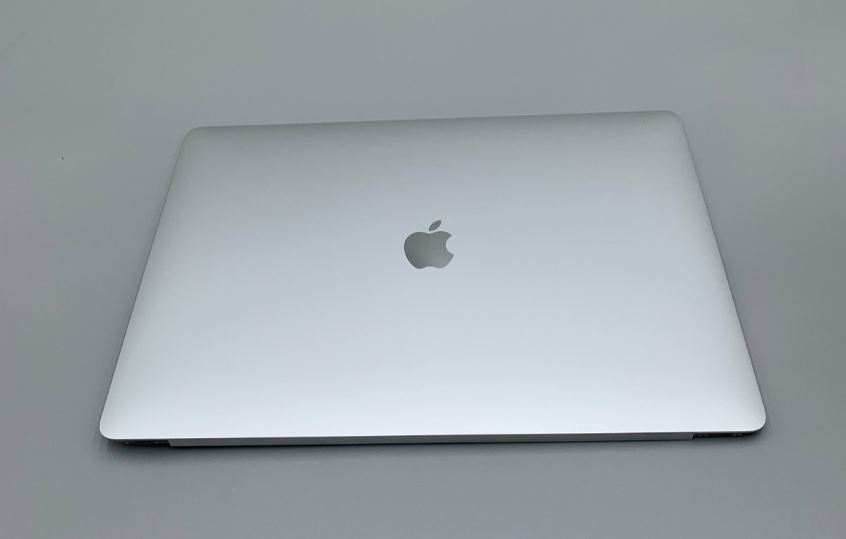 OEM Apple MacBook Pro 16″ A2141 LCD Screen Assembly 2019-2020 Silver -Fair/SEE