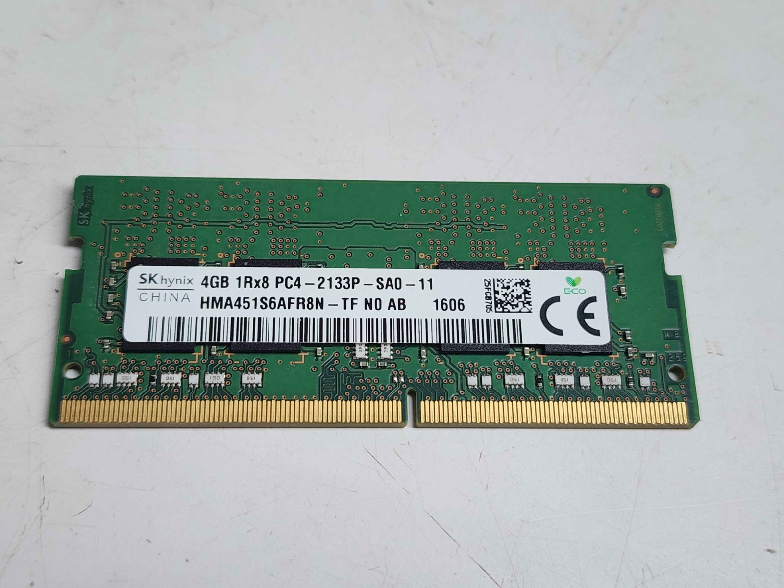 Hynix 4GB 1Rx8 PC4-2133P Laptop Memory (HMA451S6AFR8N-TF)