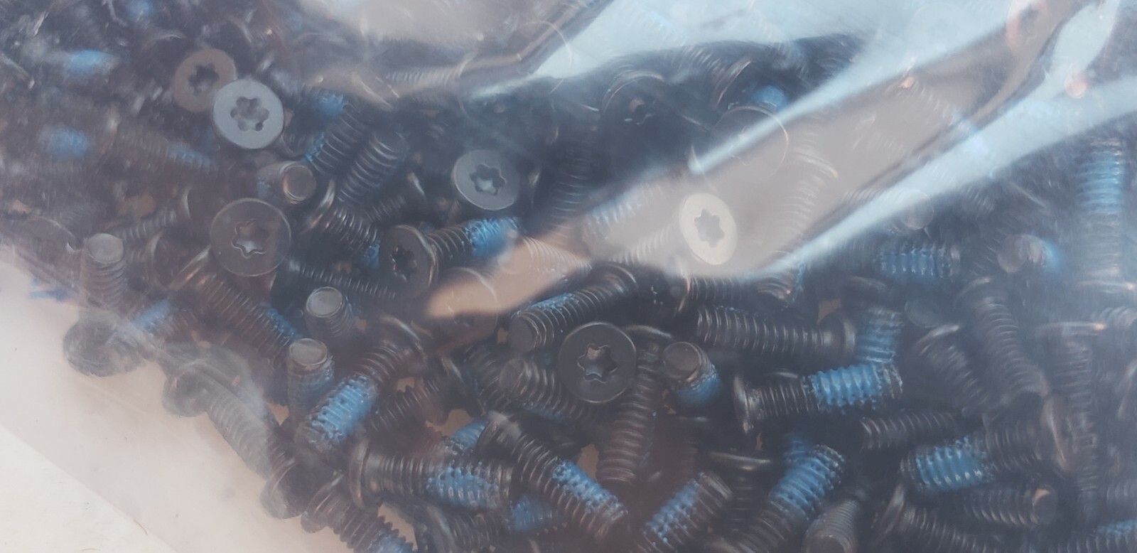 2000-M2 x 6mm Screws for Dell Laptop Computers-1NC5T-Flat Head-T5-Nylock