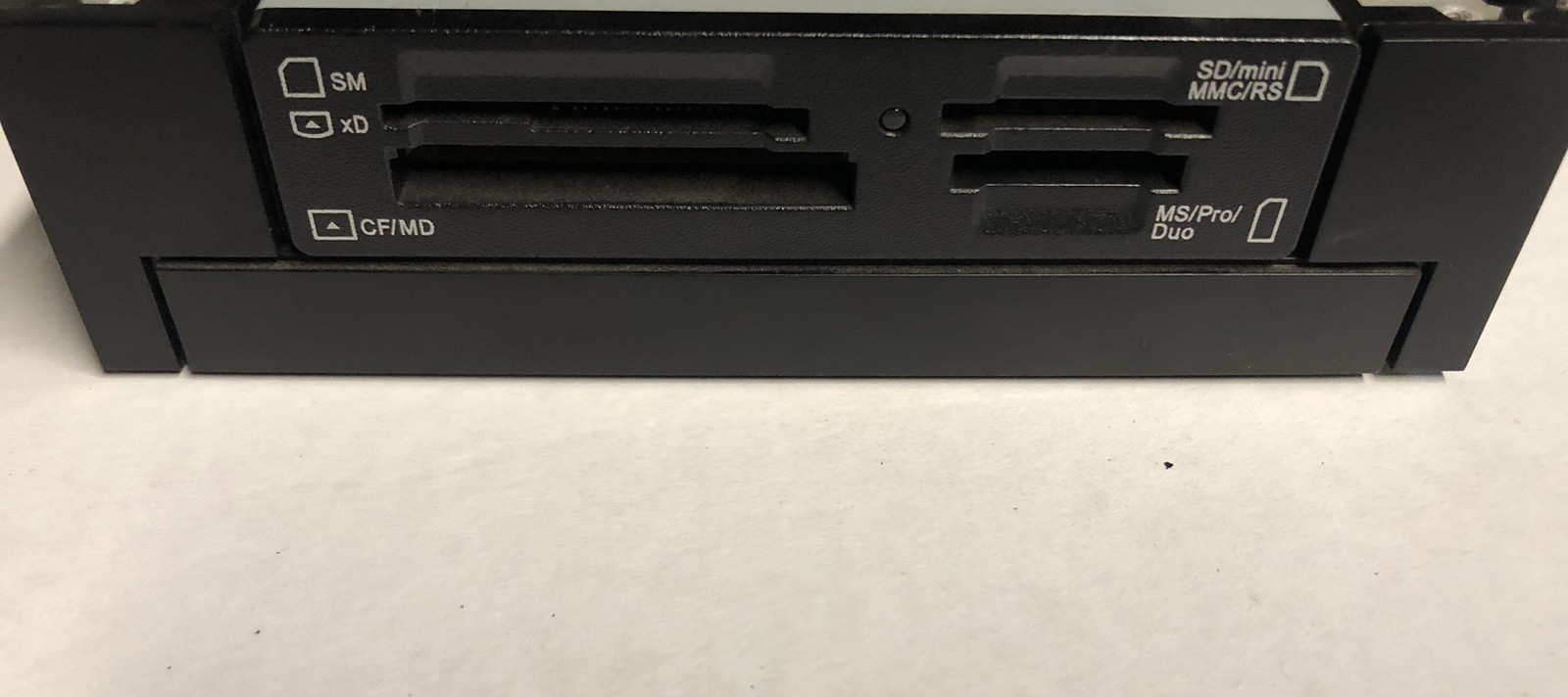 Dell 19-in-1 Media Card Reader 0G7V21 + 5.25″ Drive Bay Adapter NR95F + Cable !